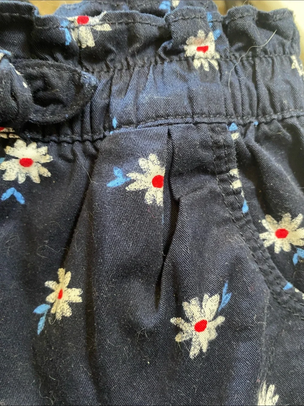 Baby GAP 3pc Set Red Top, Navy Floral Shorts & Red Straw Hat Size 3T